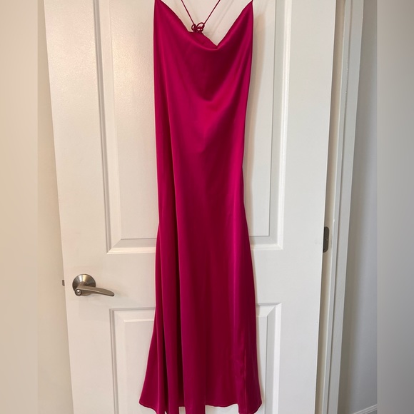 SHEIN privé Solid Tie Backless Cami Dress - pink - Picture 3 of 4
